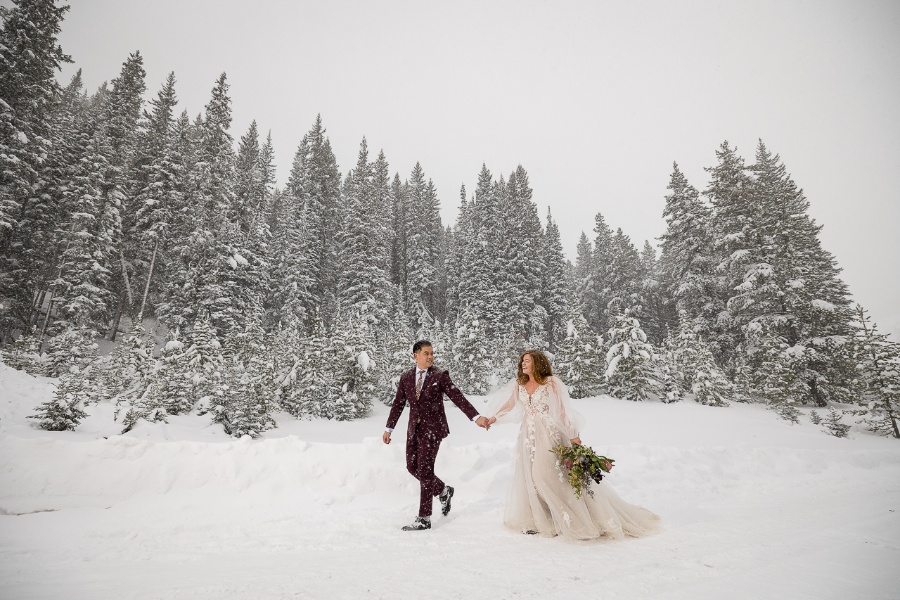 https://mountainmagicmedia.com/wp-content/uploads/2023/07/Crested-Butte-photographer-Gunnison-photographers-Colorado-photography-proposal-engagement-elopement-wedding-venue-photo-by-Mountain-Magic-Media-2368.jpg