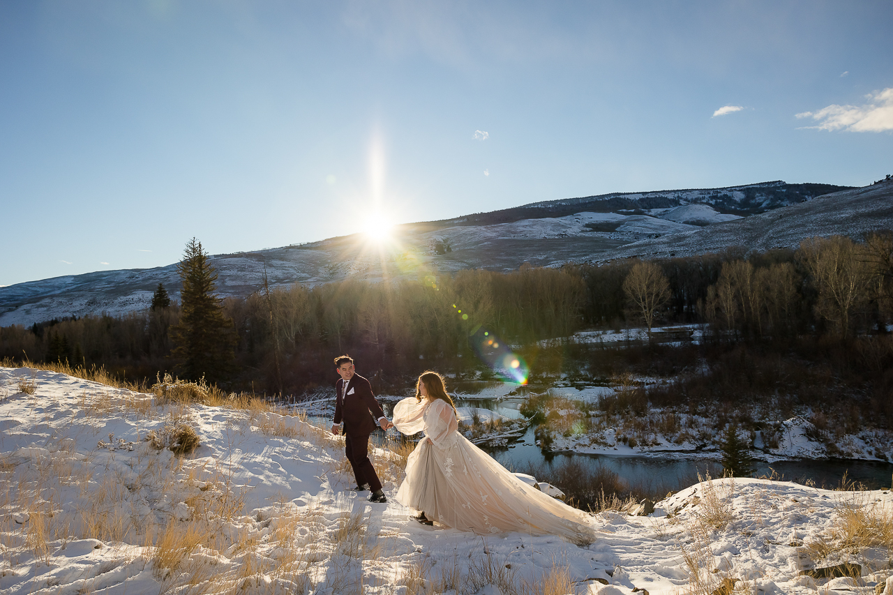 https://mountainmagicmedia.com/wp-content/uploads/2023/07/Crested-Butte-photographer-Gunnison-photographers-Colorado-photography-proposal-engagement-elopement-wedding-venue-photo-by-Mountain-Magic-Media-2392.jpg