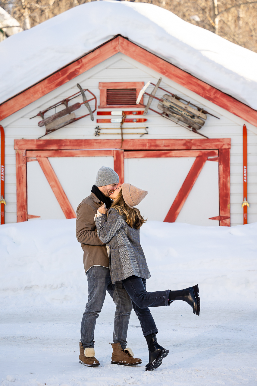 https://mountainmagicmedia.com/wp-content/uploads/2023/07/Crested-Butte-photographer-Gunnison-photographers-Colorado-photography-proposal-engagement-elopement-wedding-venue-photo-by-Mountain-Magic-Media-2447.jpg