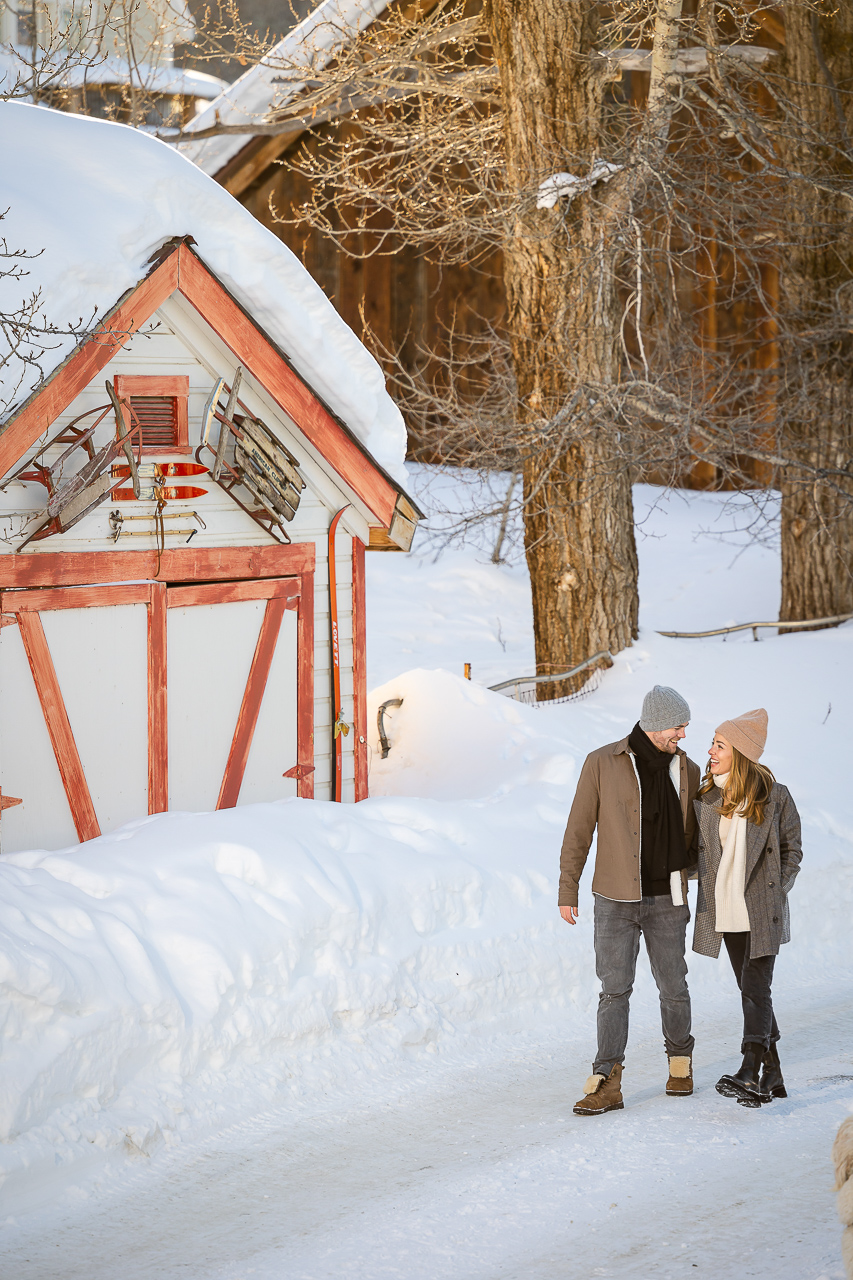 https://mountainmagicmedia.com/wp-content/uploads/2023/07/Crested-Butte-photographer-Gunnison-photographers-Colorado-photography-proposal-engagement-elopement-wedding-venue-photo-by-Mountain-Magic-Media-2448.jpg