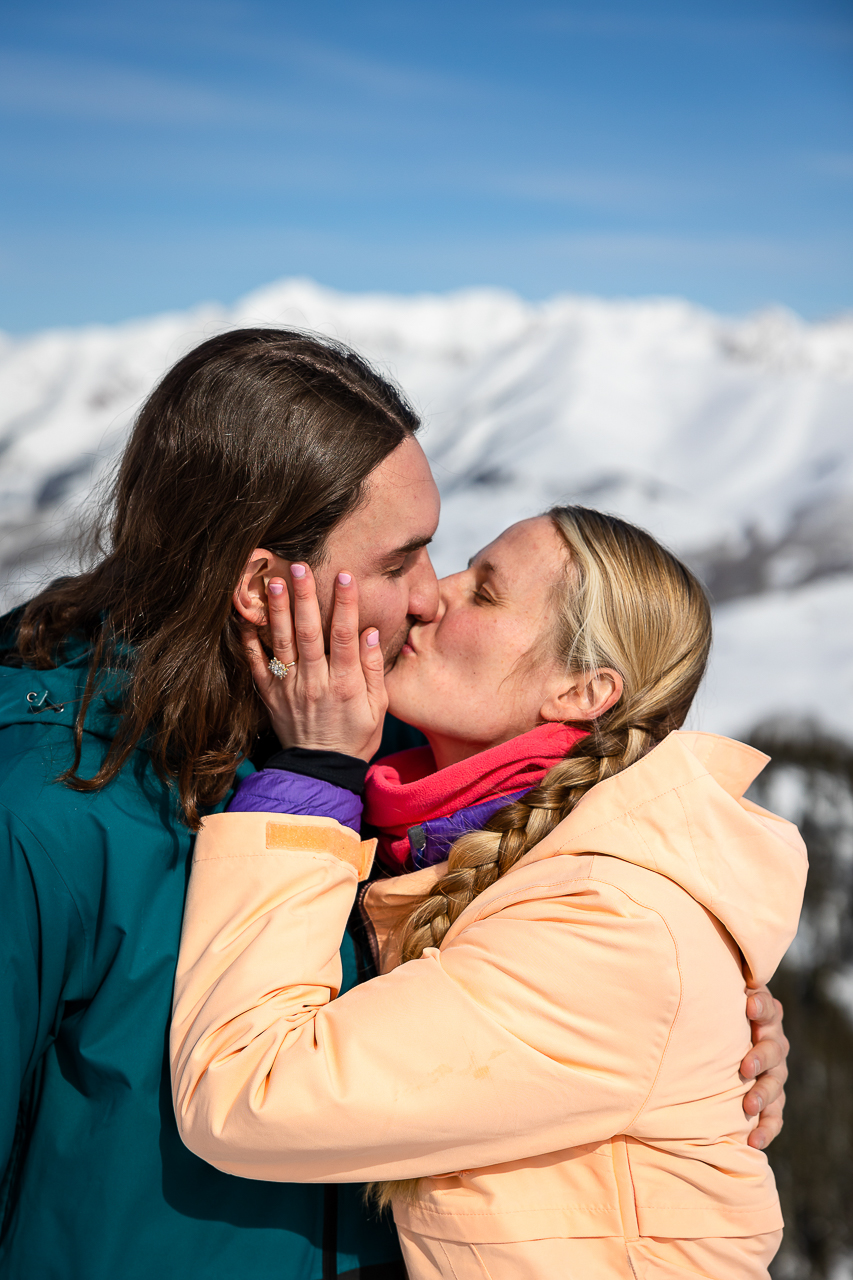 https://mountainmagicmedia.com/wp-content/uploads/2023/07/Crested-Butte-photographer-Gunnison-photographers-Colorado-photography-proposal-engagement-elopement-wedding-venue-photo-by-Mountain-Magic-Media-2621.jpg