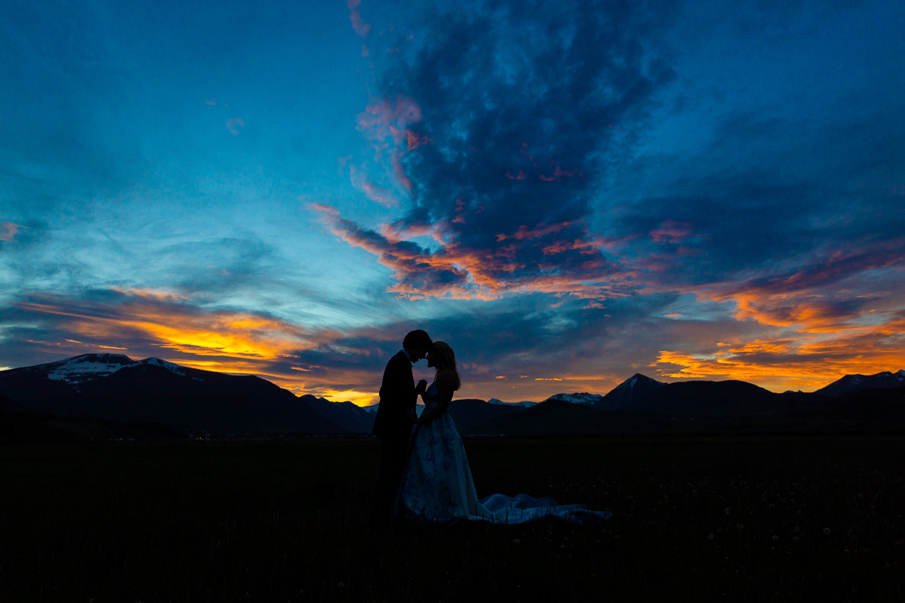 https://mountainmagicmedia.com/wp-content/uploads/2023/07/Crested-Butte-photographer-Gunnison-photographers-Colorado-photography-proposal-engagement-elopement-wedding-venue-photo-by-Mountain-Magic-Media-272.jpg