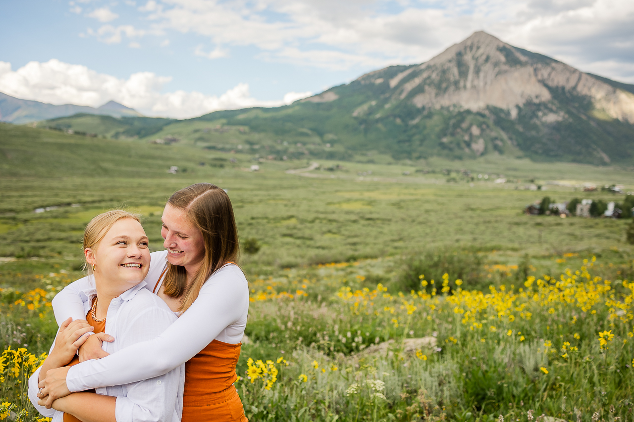 https://mountainmagicmedia.com/wp-content/uploads/2023/07/Crested-Butte-photographer-Gunnison-photographers-Colorado-photography-proposal-engagement-elopement-wedding-venue-photo-by-Mountain-Magic-Media-31.jpg