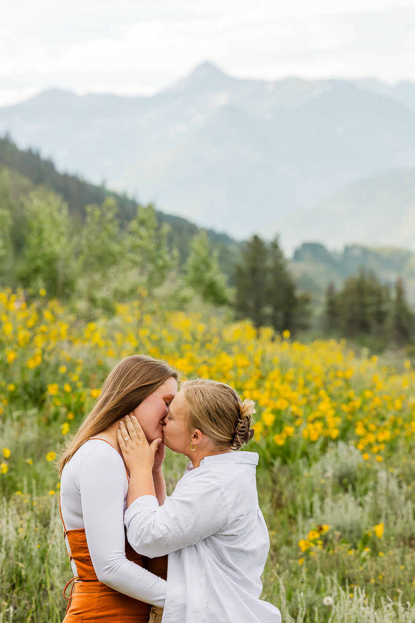 https://mountainmagicmedia.com/wp-content/uploads/2023/07/Crested-Butte-photographer-Gunnison-photographers-Colorado-photography-proposal-engagement-elopement-wedding-venue-photo-by-Mountain-Magic-Media-43.jpg