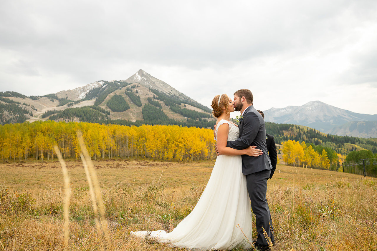 https://mountainmagicmedia.com/wp-content/uploads/2023/07/Crested-Butte-photographer-Gunnison-photographers-Colorado-photography-proposal-engagement-elopement-wedding-venue-photo-by-Mountain-Magic-Media-574.jpg