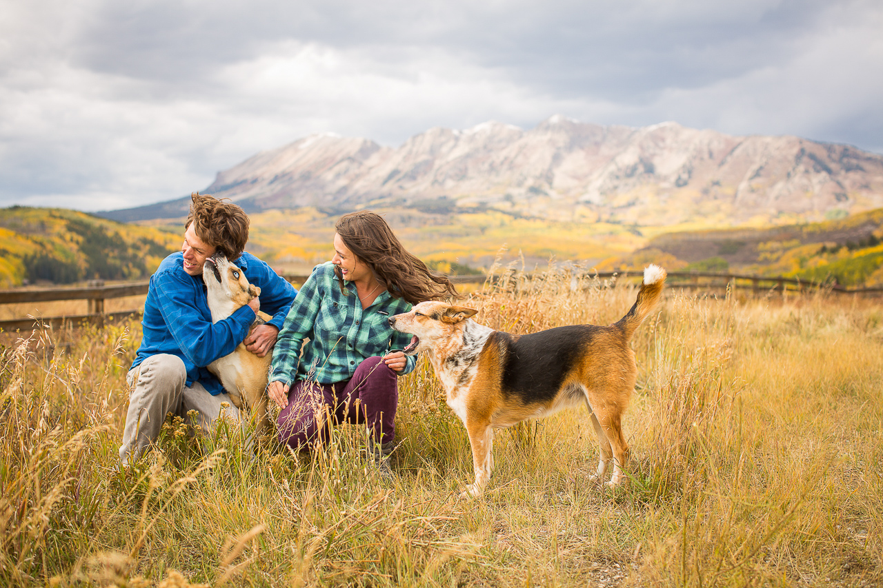 https://mountainmagicmedia.com/wp-content/uploads/2023/07/Crested-Butte-photographer-Gunnison-photographers-Colorado-photography-proposal-engagement-elopement-wedding-venue-photo-by-Mountain-Magic-Media-6-1.jpg