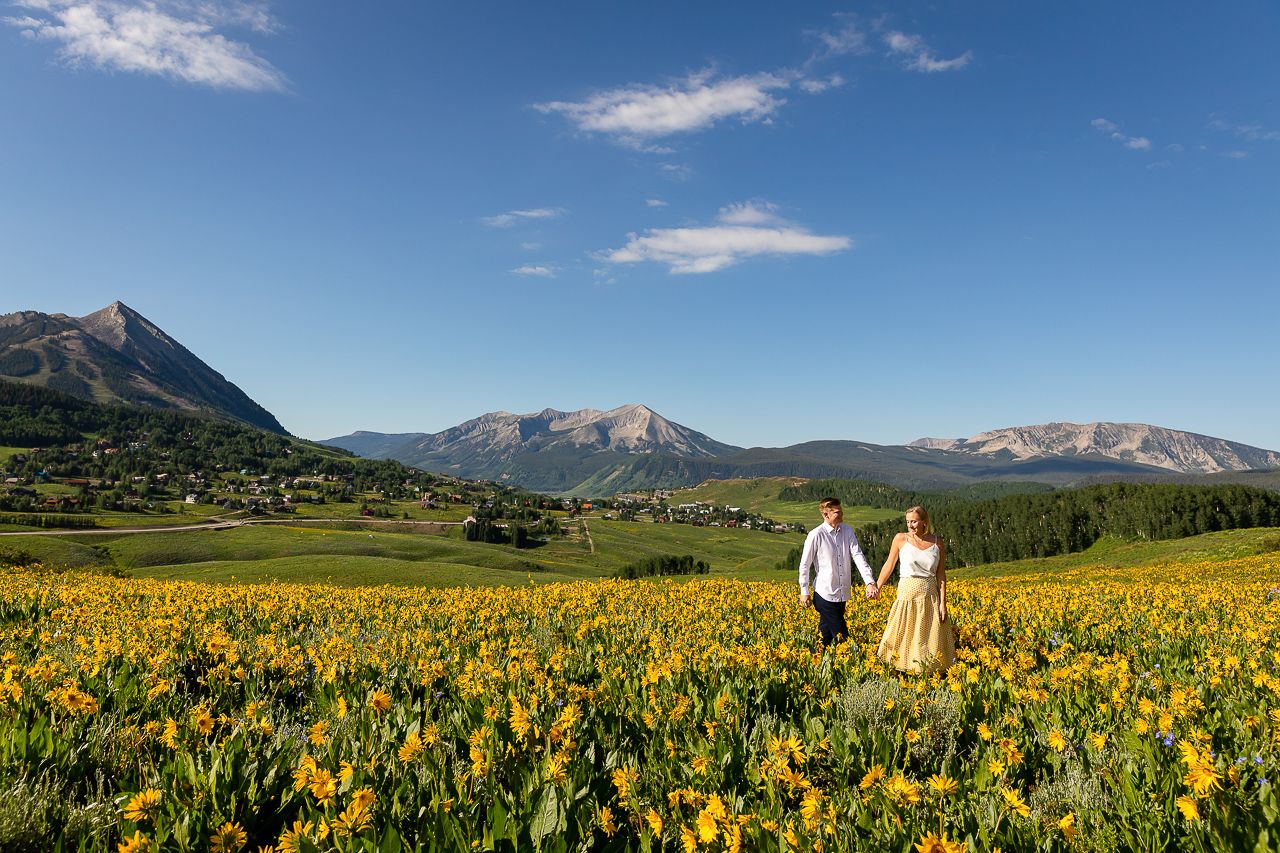 https://mountainmagicmedia.com/wp-content/uploads/2023/07/Crested-Butte-photographer-Gunnison-photographers-Colorado-photography-proposal-engagement-elopement-wedding-venue-photo-by-Mountain-Magic-Media-842.jpg