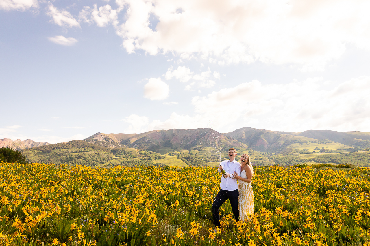 https://mountainmagicmedia.com/wp-content/uploads/2023/07/Crested-Butte-photographer-Gunnison-photographers-Colorado-photography-proposal-engagement-elopement-wedding-venue-photo-by-Mountain-Magic-Media-844.jpg
