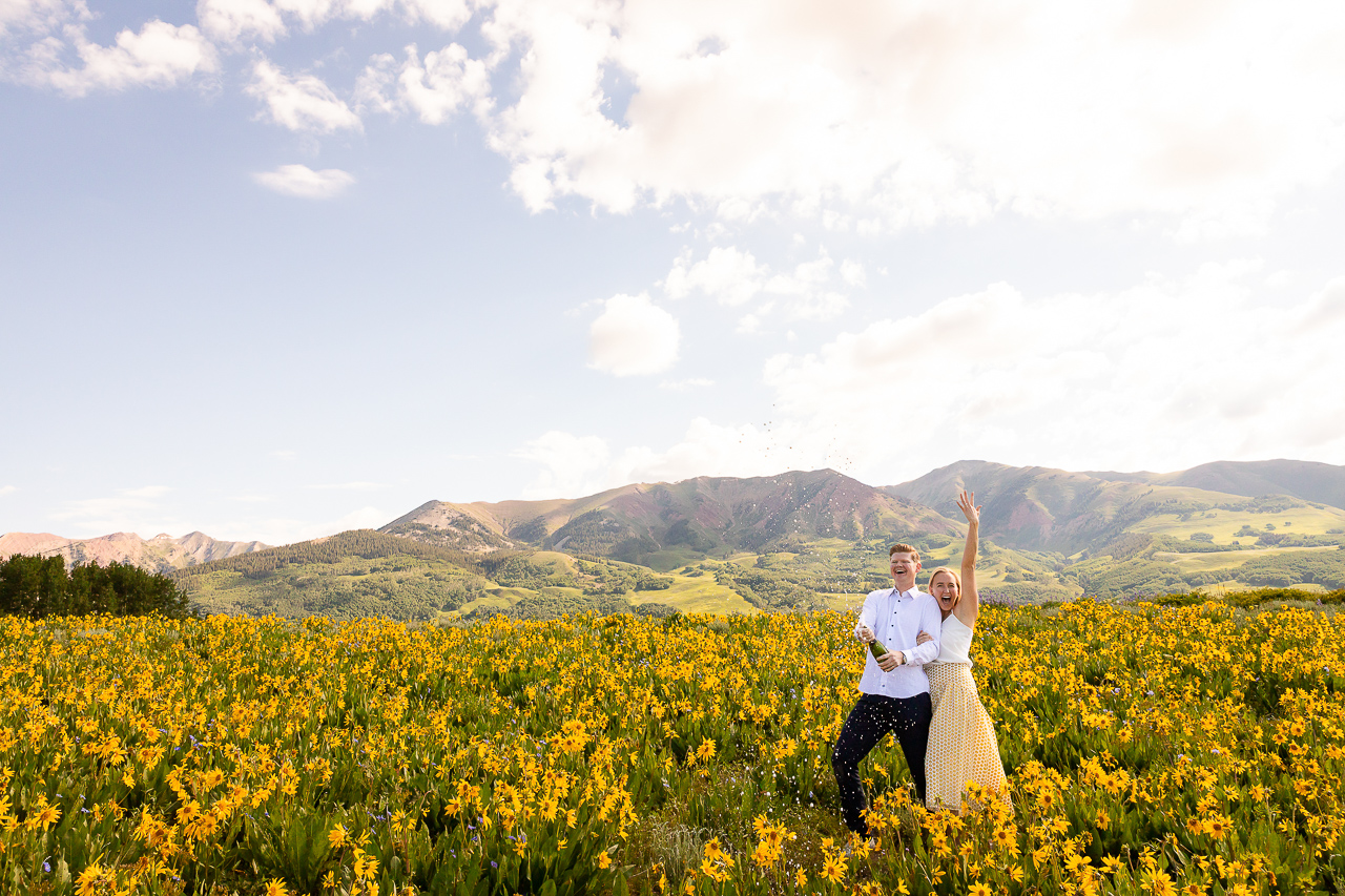 https://mountainmagicmedia.com/wp-content/uploads/2023/07/Crested-Butte-photographer-Gunnison-photographers-Colorado-photography-proposal-engagement-elopement-wedding-venue-photo-by-Mountain-Magic-Media-847.jpg