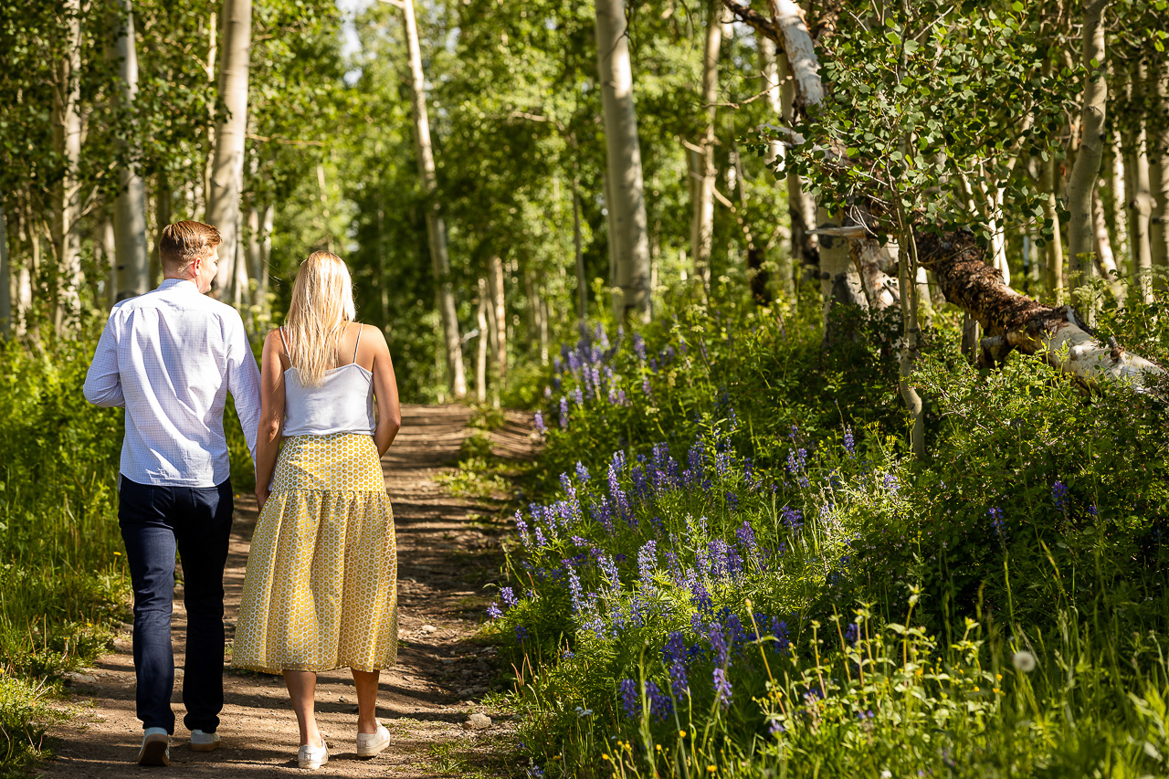 https://mountainmagicmedia.com/wp-content/uploads/2023/07/Crested-Butte-photographer-Gunnison-photographers-Colorado-photography-proposal-engagement-elopement-wedding-venue-photo-by-Mountain-Magic-Media-863.jpg