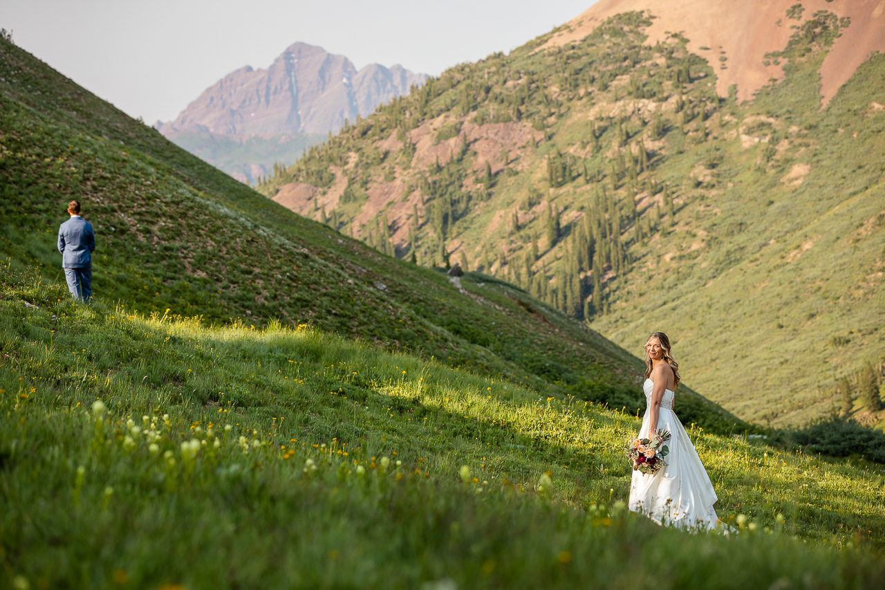 first look Maroon Bells elope Crested Butte photographer Gunnison photographers Colorado photography - proposal engagement elopement wedding venue - photo by Mountain Magic Media