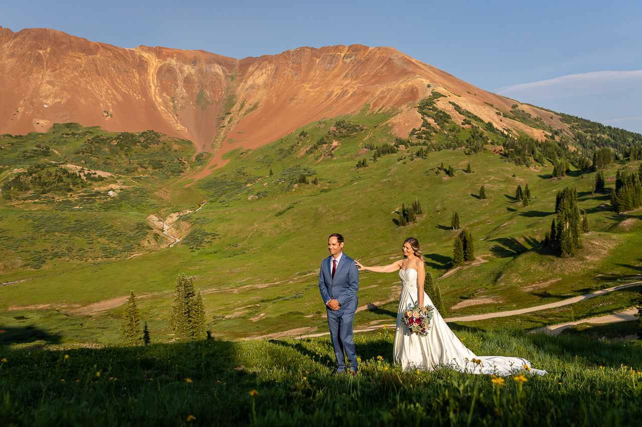 first look Maroon Bells elope Crested Butte photographer Gunnison photographers Colorado photography - proposal engagement elopement wedding venue - photo by Mountain Magic Media