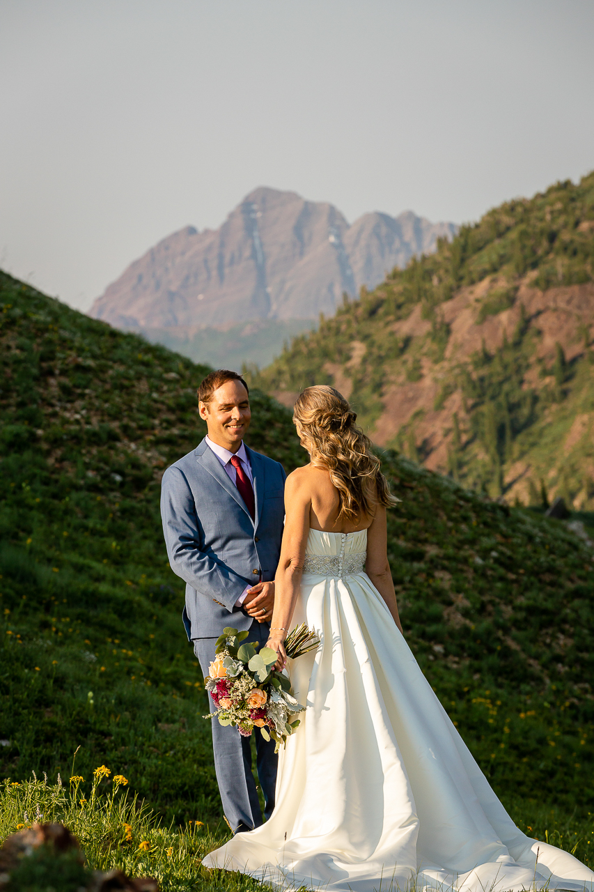 first look Maroon Bells elope Crested Butte photographer Gunnison photographers Colorado photography - proposal engagement elopement wedding venue - photo by Mountain Magic Media