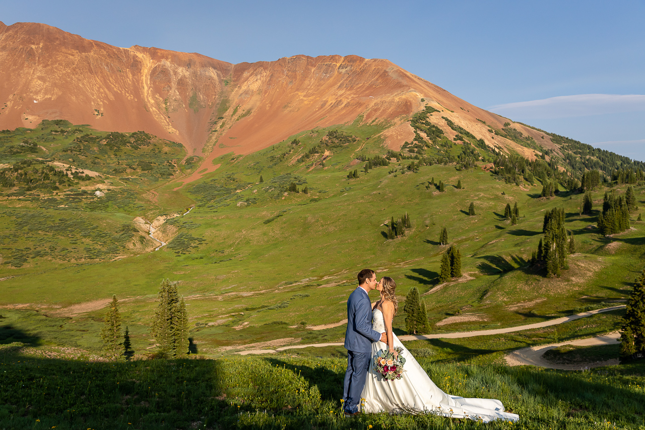 first look Maroon Bells elope Crested Butte photographer Gunnison photographers Colorado photography - proposal engagement elopement wedding venue - photo by Mountain Magic Media