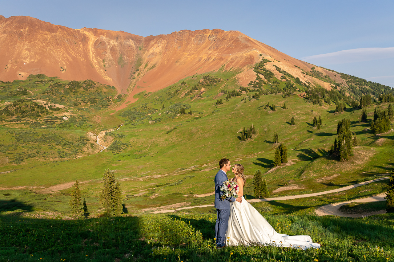 first look Maroon Bells elope Crested Butte photographer Gunnison photographers Colorado photography - proposal engagement elopement wedding venue - photo by Mountain Magic Media