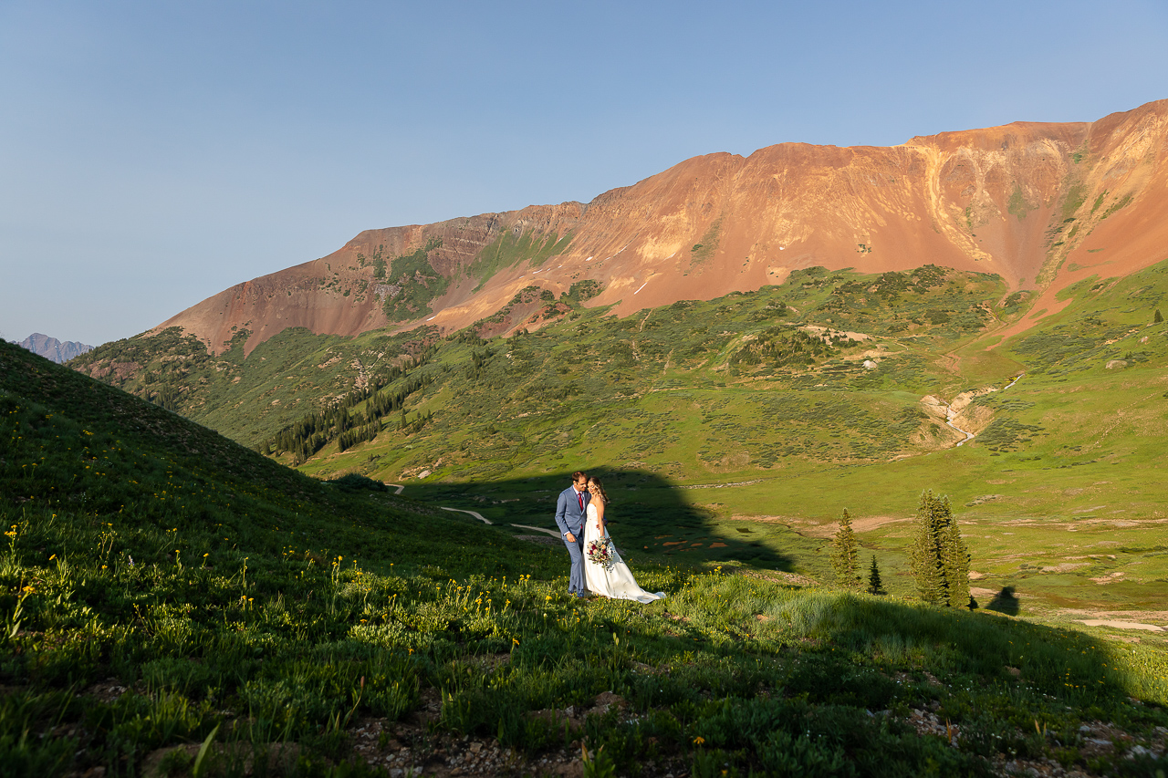 first look Maroon Bells elope Crested Butte photographer Gunnison photographers Colorado photography - proposal engagement elopement wedding venue - photo by Mountain Magic Media