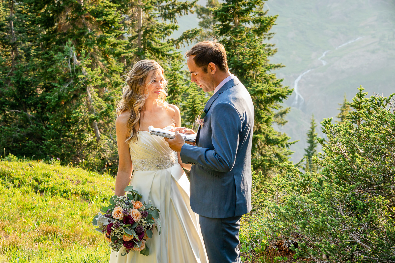 https://mountainmagicmedia.com/wp-content/uploads/2023/07/Crested-Butte-photographer-Gunnison-photographers-Colorado-photography-proposal-engagement-elopement-wedding-venue-photo-by-Mountain-Magic-Media-897.jpg