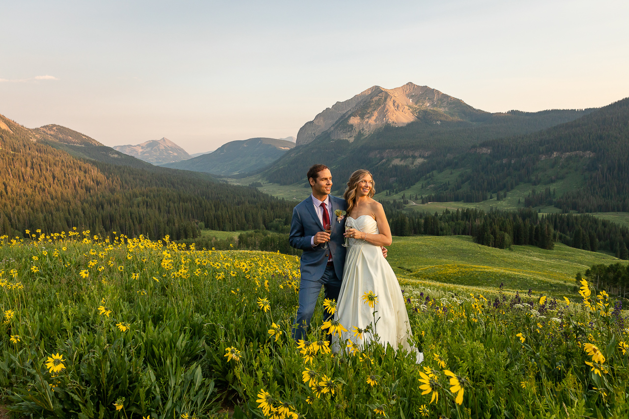 https://mountainmagicmedia.com/wp-content/uploads/2023/07/Crested-Butte-photographer-Gunnison-photographers-Colorado-photography-proposal-engagement-elopement-wedding-venue-photo-by-Mountain-Magic-Media-927.jpg