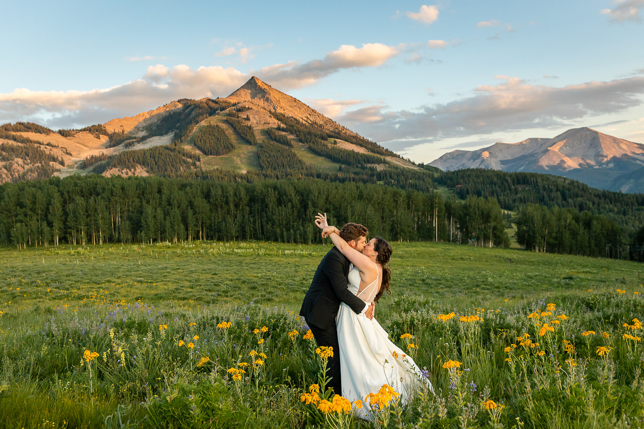 https://mountainmagicmedia.com/wp-content/uploads/2023/07/Crested-Butte-photographer-Gunnison-photographers-Colorado-photography-proposal-engagement-elopement-wedding-venue-photo-by-Mountain-Magic-Media-950.jpg