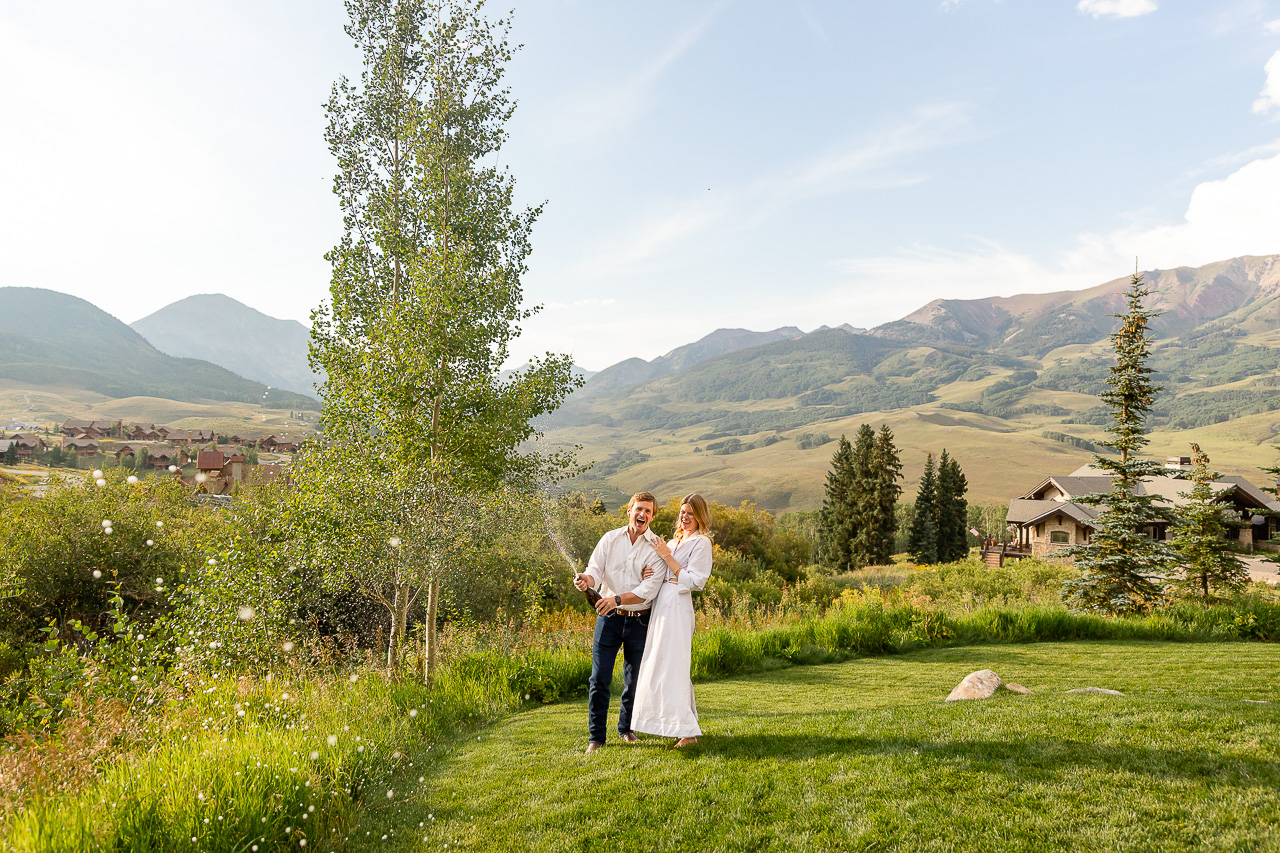 https://mountainmagicmedia.com/wp-content/uploads/2023/07/Crested-Butte-photographer-Gunnison-photographers-Colorado-photography-proposal-engagement-elopement-wedding-venue-photo-by-Mountain-Magic-Media-990.jpg
