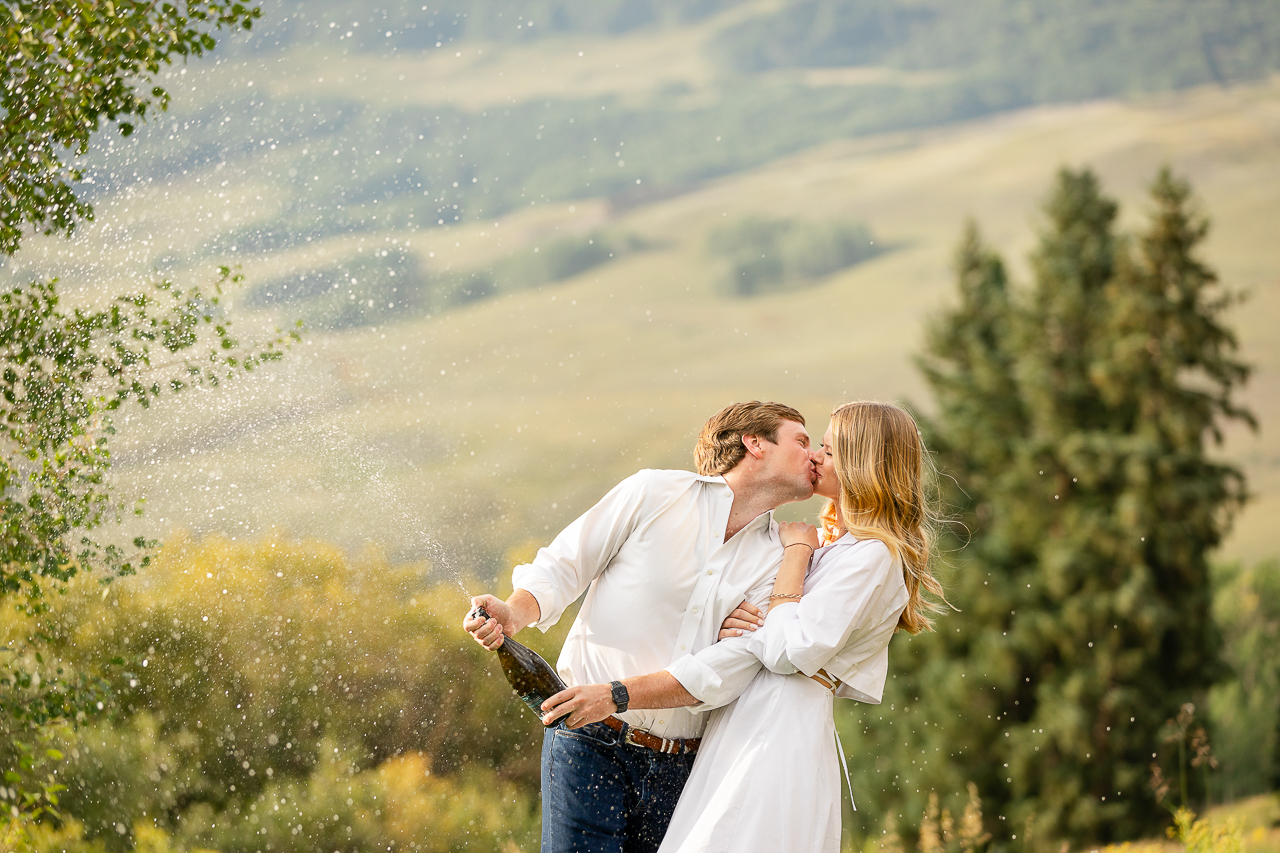 https://mountainmagicmedia.com/wp-content/uploads/2023/07/Crested-Butte-photographer-Gunnison-photographers-Colorado-photography-proposal-engagement-elopement-wedding-venue-photo-by-Mountain-Magic-Media-992.jpg