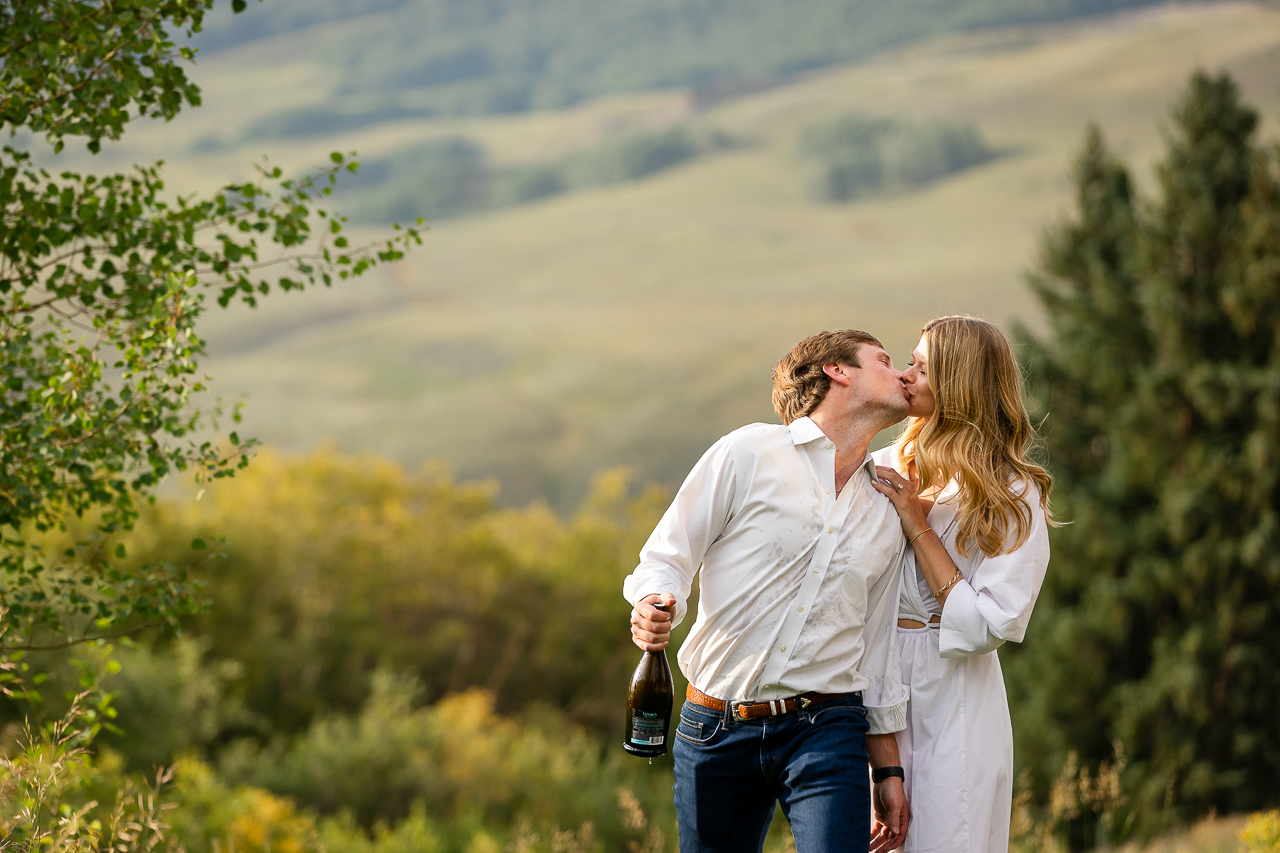 https://mountainmagicmedia.com/wp-content/uploads/2023/07/Crested-Butte-photographer-Gunnison-photographers-Colorado-photography-proposal-engagement-elopement-wedding-venue-photo-by-Mountain-Magic-Media-995.jpg