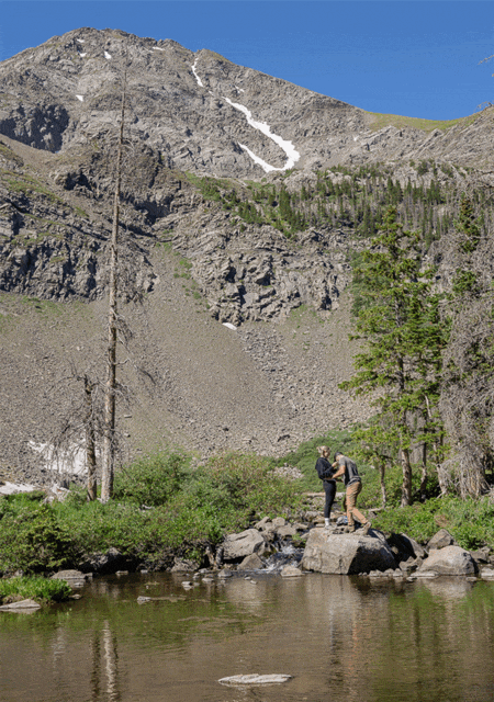 GIF-propoal - -McKenzie-Oliver-+-Josh-Croy - -photo-by-Mountain-Magic-Media - -Colorado-Photographer-Team-Travel-Photographers